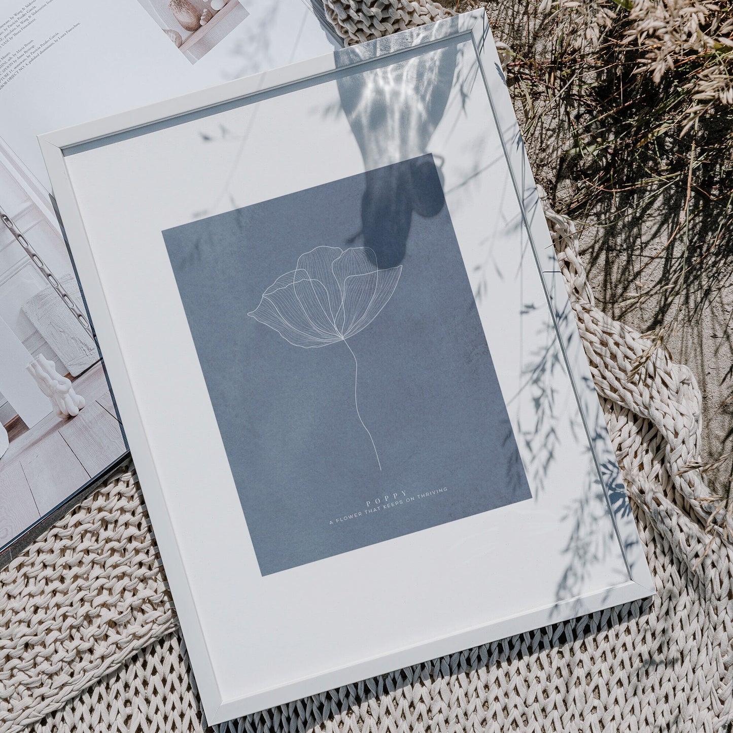 Poppy mörkblå poster